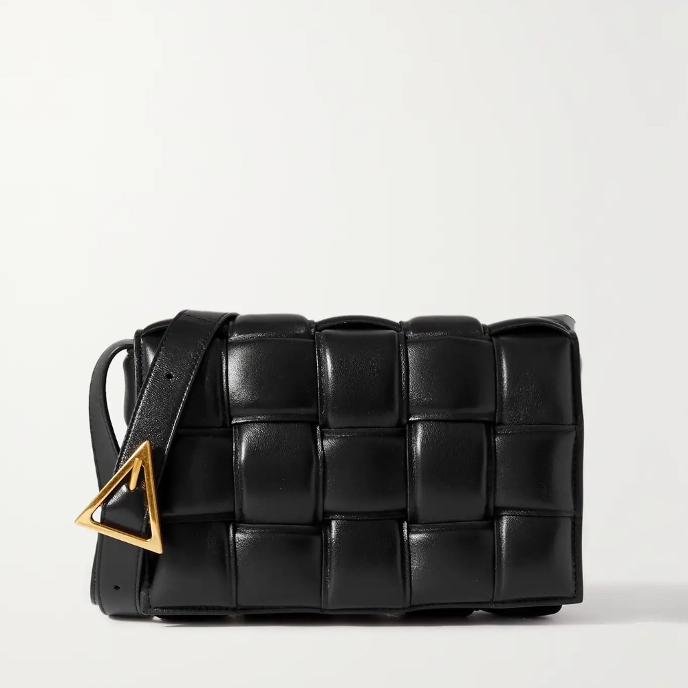 BOTTEGA VENETA Classic Medium Padded Cassette Intrecciato Leather Shoulder Bag